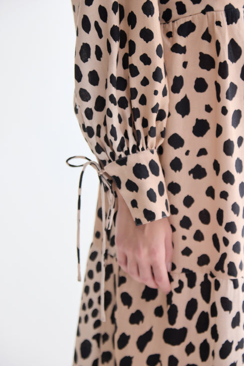 VESTIDO CAMADAS ONÇA